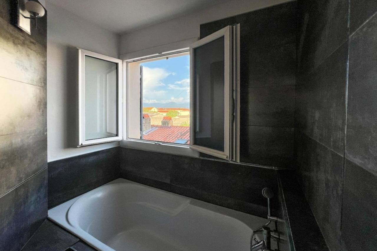 Grand Apt Au Coeur D'Ajaccio - Ac & 5Min Plage Lägenhet Exteriör bild