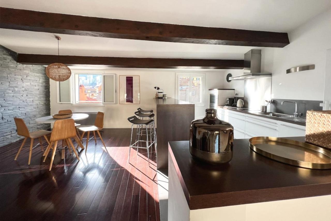 Grand Apt Au Coeur D'Ajaccio - Ac & 5Min Plage Lägenhet Exteriör bild